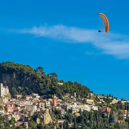 Hotel Le Grand Cap 3*