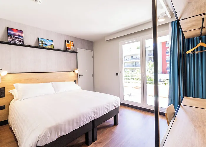Le Grand Cap 3* Roquebrune-Cap-Martin